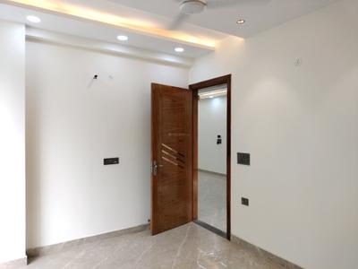 Bedroom Image of 1300 Sq.ft 4 BHK Builder Floor for sale in Deenpur New Delhi for Rs. 12800000