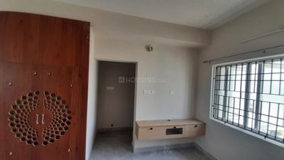 Bedroom Image of 1200 Sq.ft 2 BHK Builder Floor for rent in Kattupakkam Chennai for Rs. 25000