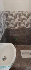 Bathroom Image of 1600 Sq.ft 4 BHK Independent House for rent in Pundag Ranchi for Rs. 25000