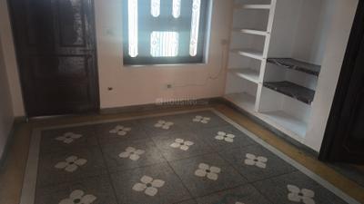 Bedroom Image of 1400 Sq.ft 2.5 BHK Builder Floor for rent in Civil Lines South Muzaffarnagar for Rs. 15000