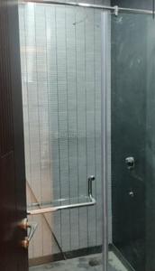 Bathroom Image of 1350 Sq.ft 3 BHK Builder Floor for sale in Paschim Vihar New Delhi for Rs. 25000000