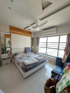 Bedroom Image of 1250 Sq.ft 3 BHK Apartment / Flat for sale in Lower Parel Mumbai for Rs. 75000000