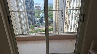 Balcony Image of 900 Sq.ft 2 BHK Apartment / Flat for rent in Magarpatta Iris, Magarpatta City Pune for Rs. 31000