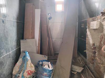 Common Bathroom Image of 2500 Sq.ft 4 BHK Builder Floor for sale in Rajendra Nagar Ghaziabad for Rs. 22000000