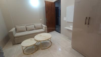Living Room Image of 1010 Sq.ft 1 BHK Builder Floor for rent in Sector 46 Gurgaon for Rs. 35000