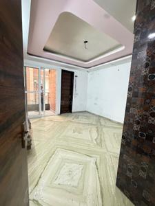 Bedroom Image of 1450 Sq.ft 3 BHK Builder Floor for rent in Rajouri Garden New Delhi for Rs. 40000