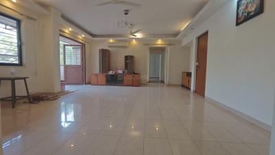 Living Room Image of 2000 Sq.ft 4 BHK Apartment / Flat for rent in Karve Nagar Pune for Rs. 50000
