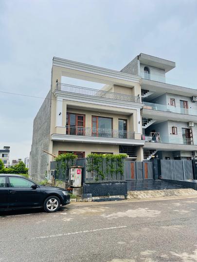 Sector 89 Main Image 1