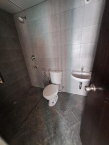 Bathroom Image of 1050 Sq.ft 2 BHK Apartment / Flat for rent in Rohan Akriti, Subramanyapura Bengaluru for Rs. 35000