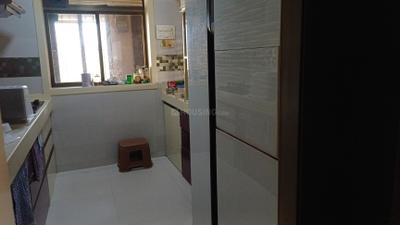 Kitchen Image of 1200 Sq.ft 3 BHK Apartment / Flat for rent in Vastu Tower, Malad West Mumbai for Rs. 125000