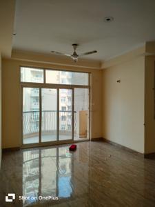 Hall Image of 1545 Sq.ft 3.5 BHK Apartment / Flat for sale in Amrapali Silicon City, Sector 76 Noida for Rs. 17000000