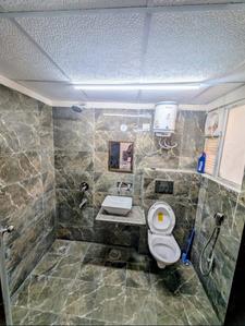Bathroom Image of 546 Sq.ft 1 RK Studio for rent in Eternal Manhattan Riviera, Sitapura Jaipur for Rs. 18000