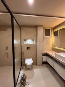 Bathroom Image of 1050 Sq.ft 2 BHK Builder Floor for rent in Mansarover Garden New Delhi for Rs. 35000