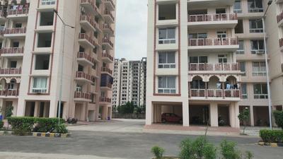 Image of 1050 Sq.ft 2 BHK Apartment / Flat for sale in Hindustan HFL Presidency Estate, RIICO Industrial Area, Bhiwadi for Rs. 5386000
