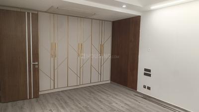Bedroom Image of 2250 Sq.ft 4 BHK Builder Floor for sale in Anand Lok New Delhi for Rs. 160000000