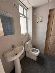 Bathroom Image of 1100 Sq.ft 3 BHK Apartment / Flat for rent in Oro Elements, Jankipuram Lucknow for Rs. 17500