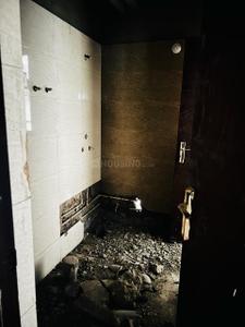Bathroom Image of 1045 Sq.ft 3 BHK Builder Floor for sale in Amrapali Dream Valley 2, Noida Extension Greater Noida for Rs. 7000000