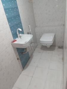 Bathroom Image of 1150 Sq.ft 2 BHK Independent House for rent in Unique Executive Heights, Rander Surat for Rs. 25000