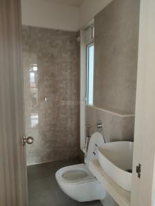 Bathroom Image of 457 Sq.ft 1 BHK Apartment / Flat for rent in Ashar Arize, Kalwa Thane for Rs. 30000