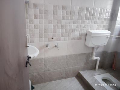 Bathroom Image of 600 Sq.ft 1 BHK Apartment / Flat for rent in Katraj Pune for Rs. 9000
