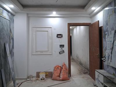 Living Room Image of 1000 Sq.ft 2 BHK Apartment / Flat for sale in Capital Hometech Pride 2, Sector 73 Noida for Rs. 3850000