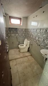 Bathroom Image of 1650 Sq.ft 3 BHK Apartment / Flat for rent in Orchid Green, Mohaddipur Gorakhpur for Rs. 25000