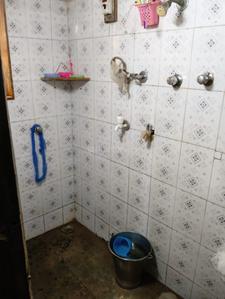 Bathroom Image of 450 Sq.ft 1 BHK Apartment / Flat for sale in Bhandup East Mumbai for Rs. 9500000