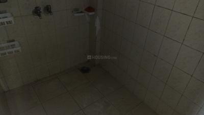 Bathroom Image of 500 Sq.ft 1 BHK Apartment / Flat for rent in Kasarvadavali Thane for Rs. 18000