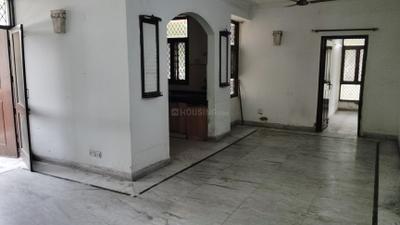 Living Room Image of 1540 Sq.ft 3 BHK Apartment / Flat for sale in  Eastend Apartments, Indirapuram Ghaziabad for Rs. 16000000