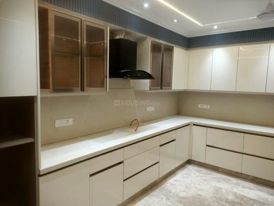 Kitchen Image of 2925 Sq.ft 4 BHK Builder Floor for rent in Janakpuri New Delhi for Rs. 110000