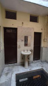 Balcony Image of 800 Sq.ft 2 BHK Apartment / Flat for rent in Shivalik Nagar Haridwar for Rs. 8000