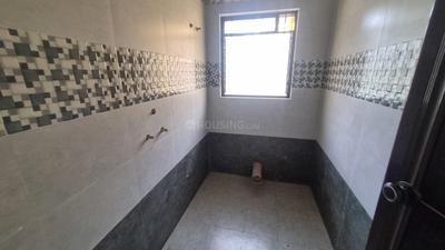 Bathroom Image of 1140 Sq.ft 3 BHK Apartment / Flat for sale in Tollygunge Kolkata for Rs. 9000000