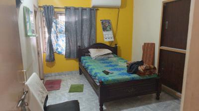 Bedroom Image of 925 Sq.ft 2 BHK Apartment / Flat for sale in Kothapet Hyderabad for Rs. 4800000