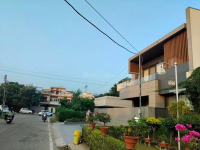 Image of 6500 Sq.ft 5 BHK Independent House for sale in Sector 4, Panchkula for Rs. 175000000