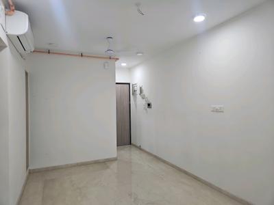 Living Room Image of 800 Sq.ft 2 BHK Apartment / Flat for rent in Worli Mumbai for Rs. 125001