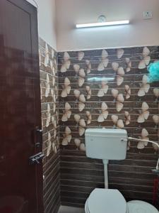 Bathroom Image of 799 Sq.ft 2 BHK Apartment / Flat for sale in Crest Mercia, Anakaputhur Chennai for Rs. 4400000