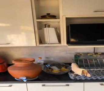 Kitchen Image of 825 Sq.ft 2 BHK Apartment / Flat for sale in Dadar East Mumbai for Rs. 36000000