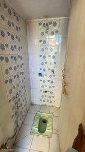 Bathroom Image of 1700 Sq.ft 4 BHK Independent House for rent in Uppalwadi MIDC Nagpur for Rs. 18000