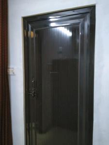 Common Bathroom Image of 630 Sq.ft 2 BHK Builder Floor for sale in New Ashok Nagar New Delhi for Rs. 4750000