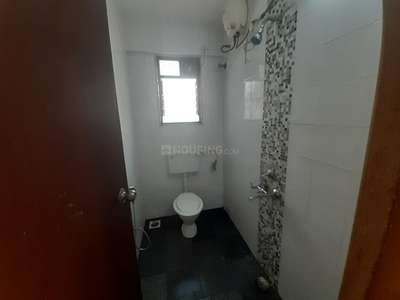 Bathroom Image of 1500 Sq.ft 3 BHK Builder Floor for rent in Aundh Pune for Rs. 40000