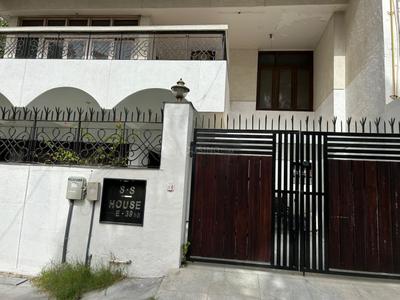 Image of 3200 Sq.ft 4 BHK Villa for rent in Panchsheel Park, New Delhi for Rs. 180000