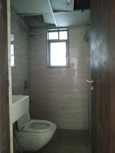 Common Bathroom Image of 800 Sq.ft 2 BHK Apartment / Flat for sale in Sunteck World, Naigaon East Naigaon for Rs. 4800000