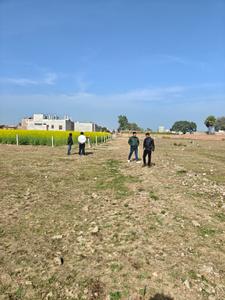 Image of 900 Sq.ft Residential Plot / Land for sale in Jhalwa, Allahabad for Rs. 1800000
