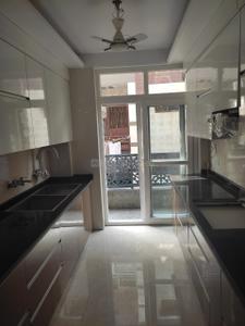 Kitchen Image of 1800 Sq.ft 3 BHK Builder Floor for rent in Subhash Nagar New Delhi for Rs. 45000