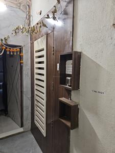 Main Entrance Image of 420 Sq.ft 1.5 BHK Apartment / Flat for rent in Vimal Society, Malabar Hill Mumbai for Rs. 45000