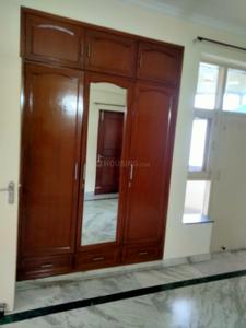 Bedroom Image of 2200 Sq.ft 3.5 BHK Apartment / Flat for rent in Bhawani Apartment, Sector 54 Gurgaon for Rs. 60000