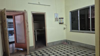 Living Room Image of 900 Sq.ft 2 BHK Apartment / Flat for sale in Lake Gardens Kolkata for Rs. 5800000
