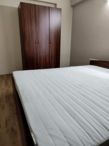 Bedroom Image of 1000 Sq.ft 3 BHK Apartment / Flat for rent in Sheetal Westpark Residency, Vastrapur Ahmedabad for Rs. 45000