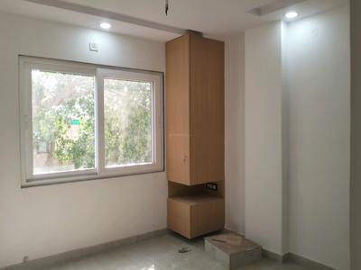 Bedroom Image of 1010 Sq.ft 4 BHK Builder Floor for sale in Sector 15 Rohini New Delhi for Rs. 11500000
