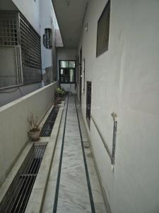 Balcony Image of 1200 Sq.ft 2 BHK Independent House for rent in Shastri Nagar Meerut for Rs. 14000